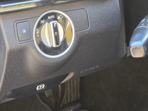 Used 2012 Mercedes-Benz E 350 BlueTEC Sedan image 24