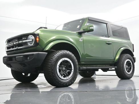Used 2022 Ford Bronco Outer Banks AWD/4WD image 44