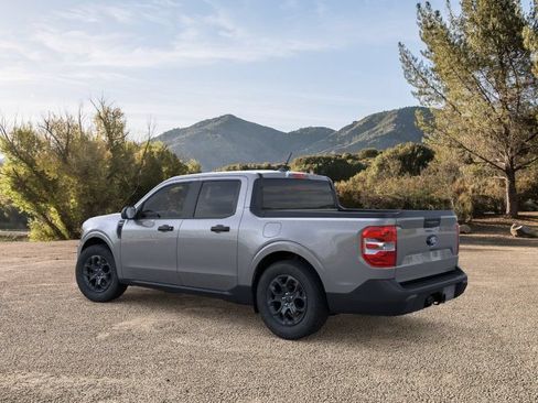 Used 2026 Ford Maverick XLT w/ 4K Tow Package AWD/4WD image 5