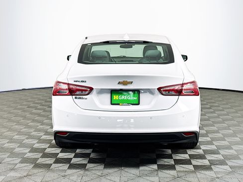 Used 2021 Chevrolet Malibu LT image 8
