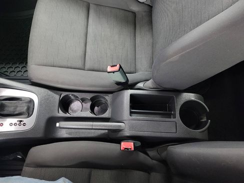 Used 2008 Volkswagen Rabbit S FWD image 19