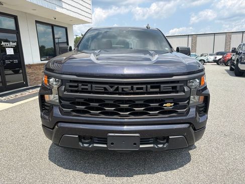 Used 2022 Chevrolet Silverado 1500 Custom AWD/4WD image 9