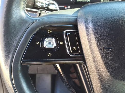 Used 2021 Lincoln Corsair AWD w/ Equipment Group 101A image 24