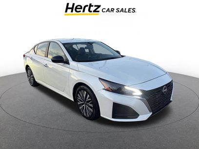 Used 2024 Nissan Altima 2.5 SV