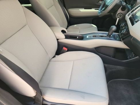 Used 2020 Honda HR-V LX image 15