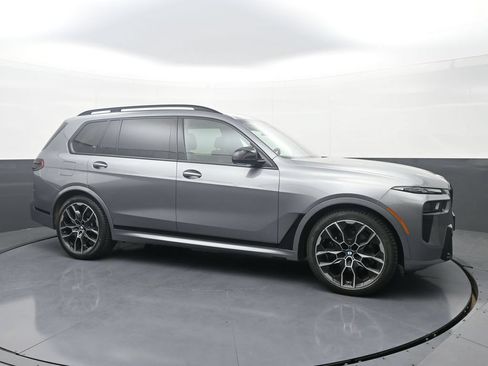 Used 2025 BMW X7 M60i w/ Executive Package AWD/4WD image 3