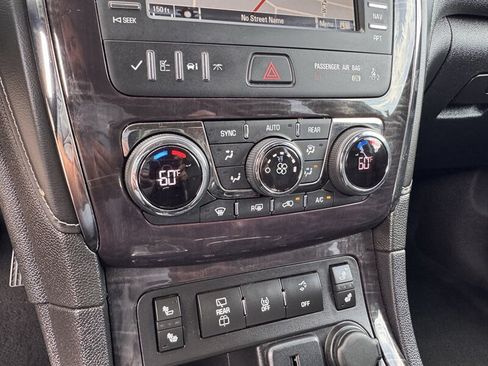 Used 2015 Buick Enclave Leather AWD/4WD image 22