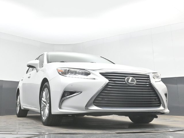 Used 2017 Lexus ES 350 w/ Premium Package FWD image 42