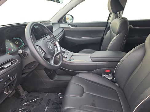 Used 2025 Hyundai Palisade SEL FWD image 9