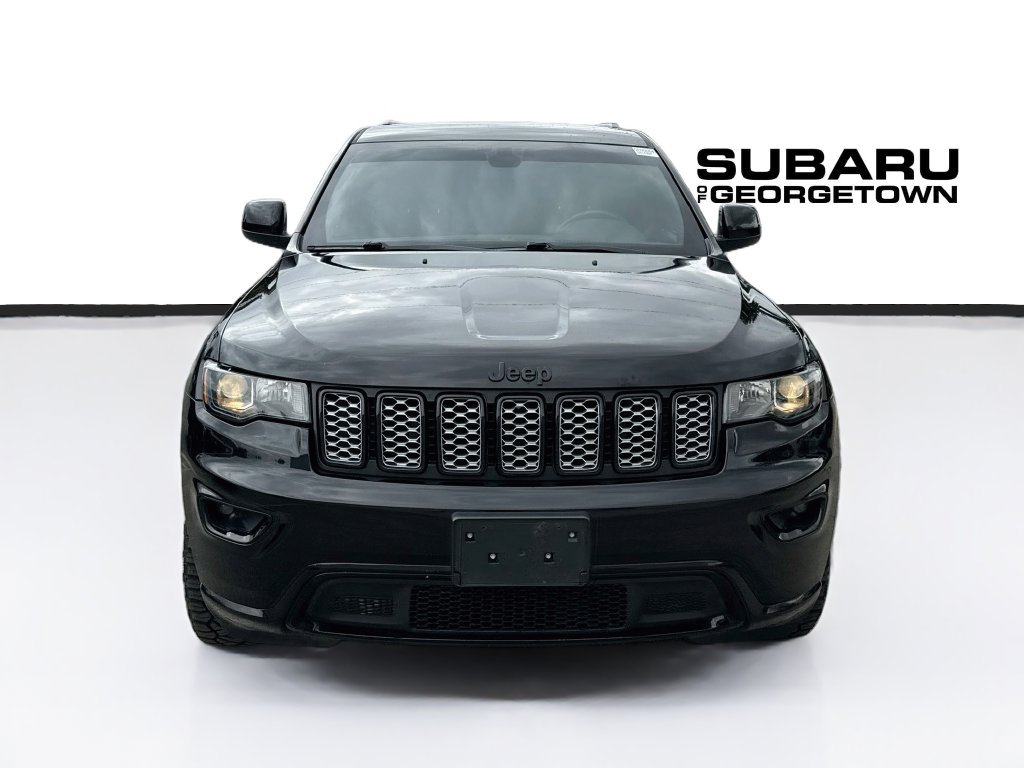 Used 2021 Jeep Grand Cherokee Laredo X AWD/4WD image 2