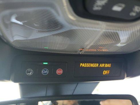 New 2026 GMC Canyon Elevation w/ Convenience Package image 29