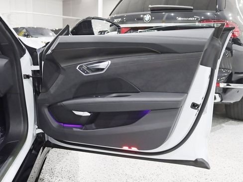 Used 2023 Audi e-tron GT Premium Plus w/ Performance Package image 35