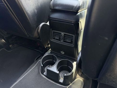 Used 2016 Mercedes-Benz G 63 AMG 4MATIC image 17