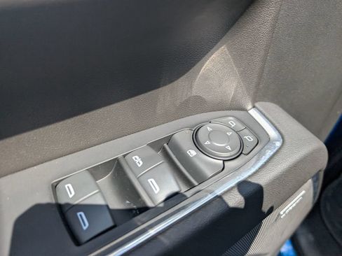 Used 2022 Chevrolet Silverado 1500 LT Trail Boss w/ LT Trail Boss Premium Package AWD/4WD image 18