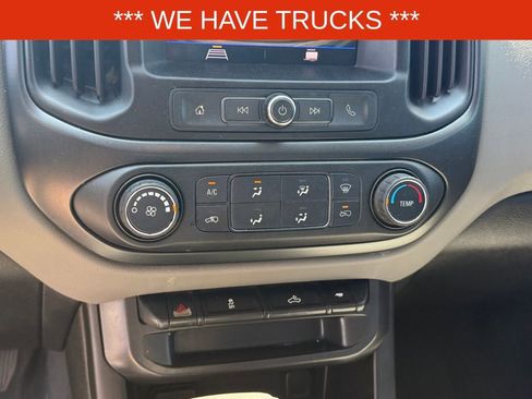 Used 2020 Chevrolet Colorado W/T w/ WT Convenience Package AWD/4WD image 22