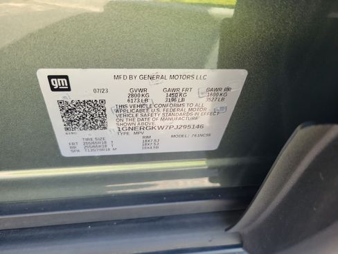 Used 2023 Chevrolet Traverse LT FWD image 33
