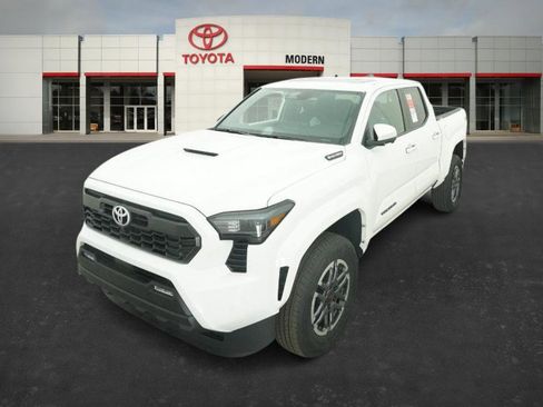 New 2025 Toyota Tacoma TRD Sport image 5