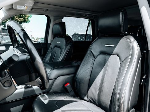Used 2019 Ford Expedition Max Platinum AWD/4WD image 22
