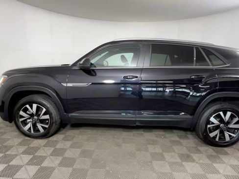 Used 2022 Volkswagen Atlas Cross Sport SE FWD image 8