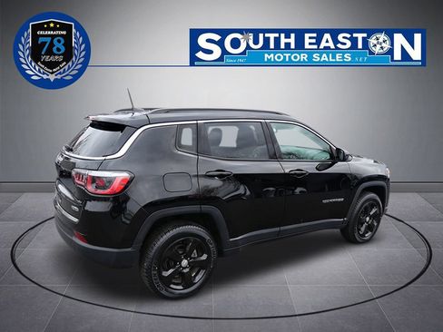 Used 2020 Jeep Compass Latitude AWD/4WD image 7