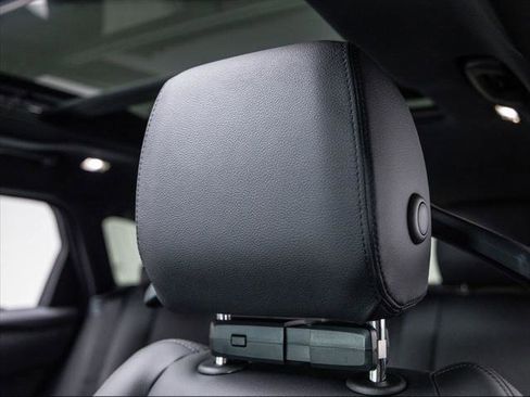 New 2026 Land Rover Range Rover Velar S image 15