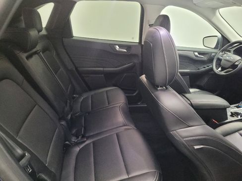 Used 2022 Ford Escape Titanium AWD/4WD image 19