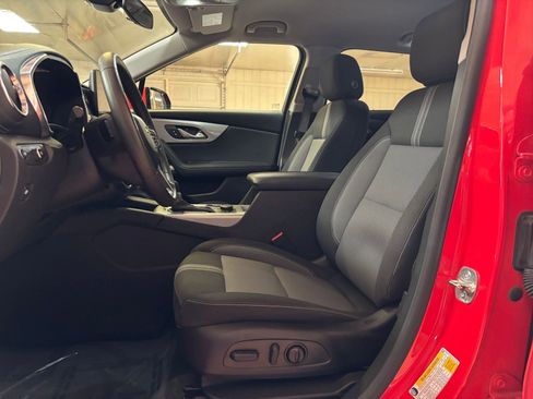 Used 2025 Chevrolet Blazer LT image 28