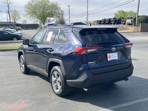 Certified 2025 Toyota RAV4 XLE image 7