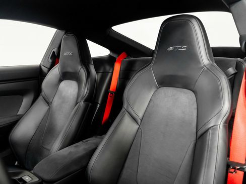 Used 2024 Porsche 911 Carrera GTS w/ Premium Package image 3