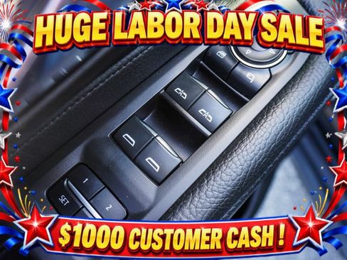 Used 2023 GMC Yukon Denali AWD/4WD image 21