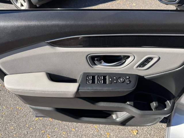 Certified 2024 Honda Pilot Elite image 15