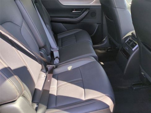 Used 2025 MAZDA CX-70 Plug-In Hybrid w/ Premium Pkg AWD/4WD image 19
