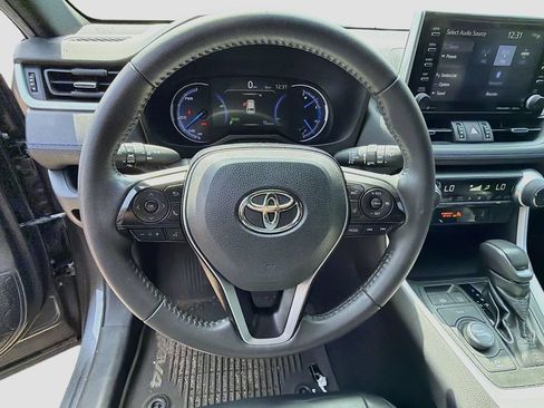 Used 2020 Toyota RAV4 XSE w/ XSE Grade Weather Package AWD/4WD image 11