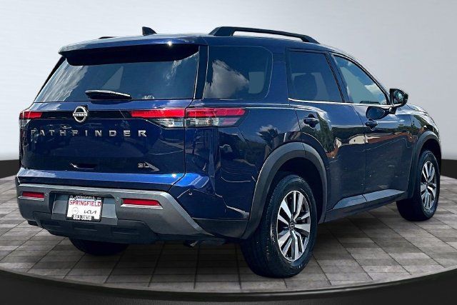 Used 2026 Nissan Pathfinder SL FWD image 6