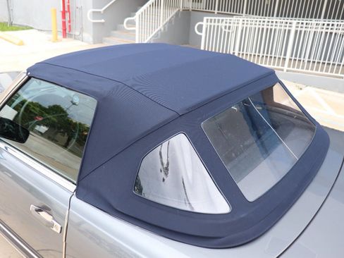 Used 1989 Mercedes-Benz 560 SL image 32