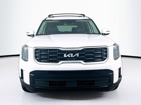 Used 2025 Kia Telluride S image 2
