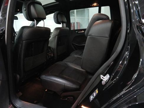 Used 2017 Mercedes-Benz GLS 550 4MATIC image 22
