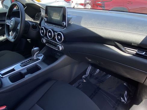 New 2025 Nissan Sentra SV image 12