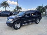 Used 2011 Nissan Pathfinder LE w/ Navigation Pkg image 4