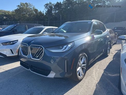 Certified 2025 BMW X3 xDrive30 w/ Convenience Package AWD/4WD image 1