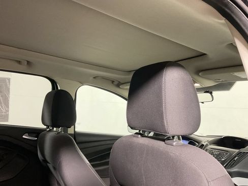 Used 2015 Ford Escape SE AWD/4WD image 3