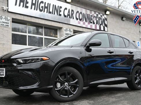 Used 2024 Dodge Hornet R/T w/ R/T Blacktop Package image 1