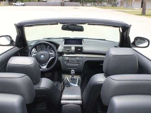 Used 2013 BMW 135i Convertible RWD image 29