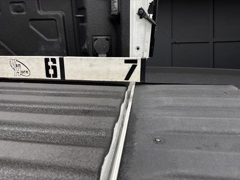 Used 2022 GMC Sierra 2500 AT4 w/ AT4 Premium Plus Package image 16