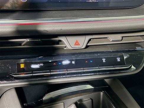 New 2026 Buick Envision Preferred image 14