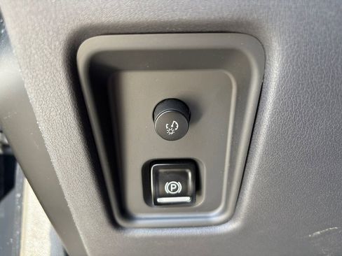 Used 2023 Chevrolet Corvette Stingray Preferred Cpe w/ Chrome Exterior Badge Package image 3