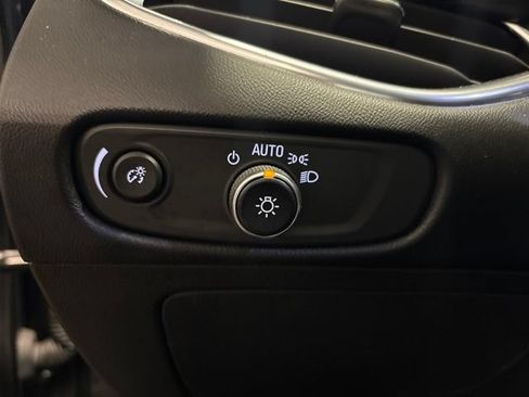 Used 2020 Chevrolet Malibu LT w/ Leather Package FWD image 14