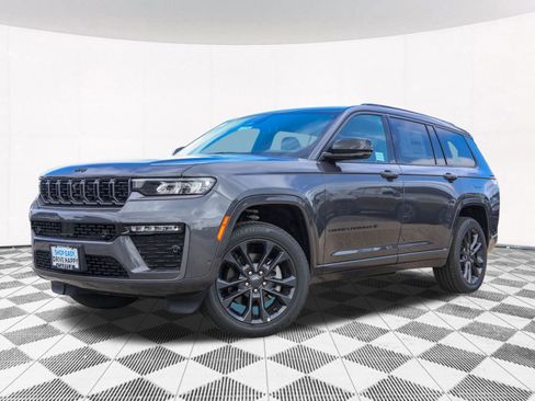 New 2026 Jeep Grand Cherokee L Limited image 2