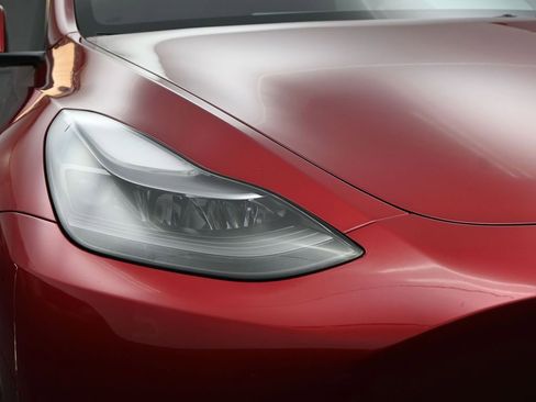 Used 2024 Tesla Model Y Long Range image 11