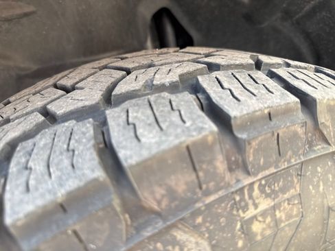 Used 2024 Jeep Wrangler Unlimited Sport AWD/4WD image 25